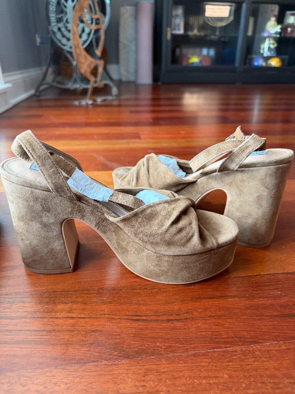 Steve Madden Caelan Suede Block Heel Platform Sandals - Picture 2 of 6